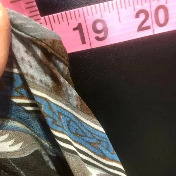 Ali & Kris Sheer Long Coverup Handkerchief hem, Racerback,Cardinal print,light - Picture 6 of 7